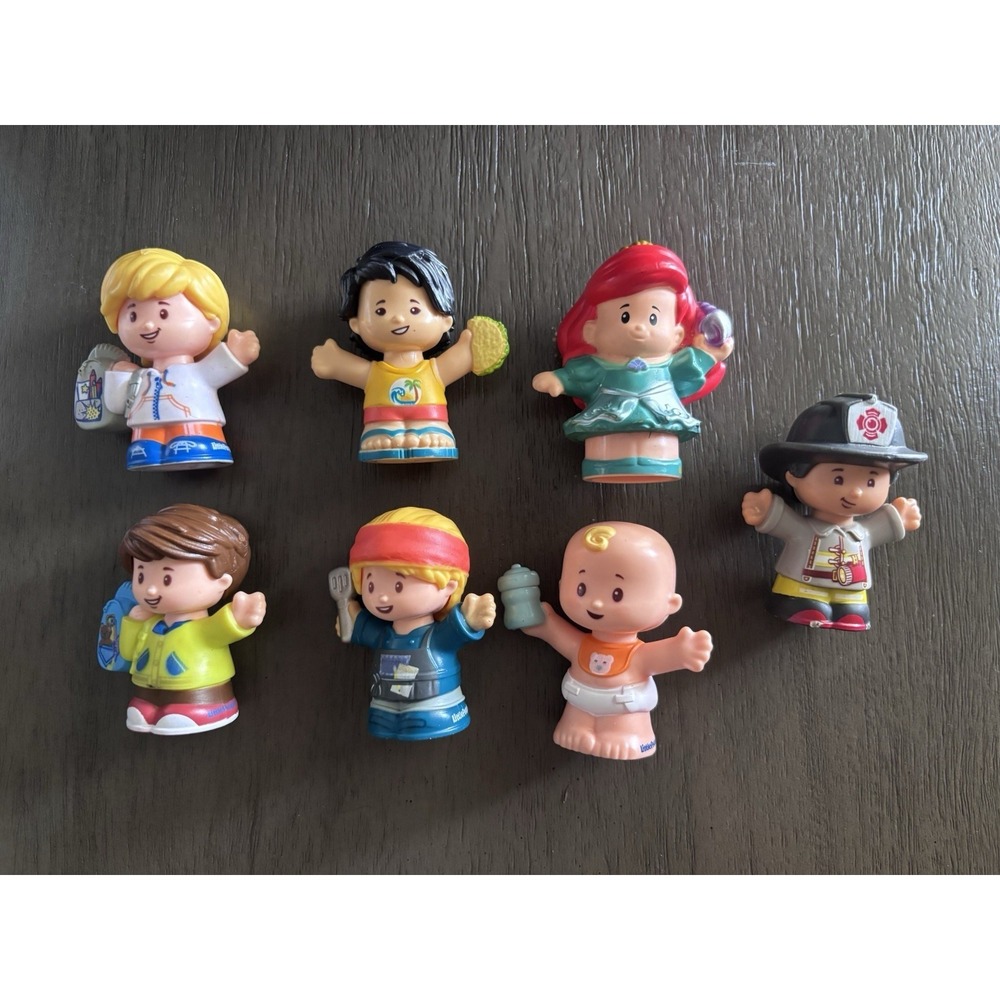 Fisher Price Little People Lot Of 7 Various Figures